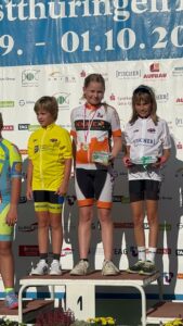 OTT U11 Nach der 2 Etappe Fiona Schmidmaier im Weißen Trikot