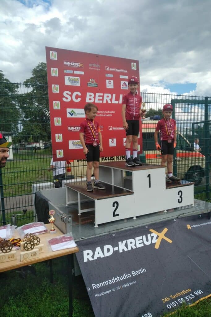 Nachwuchspreis U9m Anfänger 1 Platz Pepe Reinhardt 2 Platz Gustav Thüring 3 Platz Felix Wessel